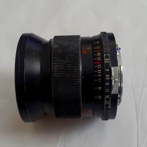 Vivitar Series 28mm Auto Wide Angle Lens 1:25